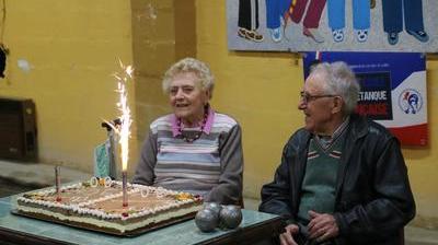 Petanque Le Club D Aire Sur La Lys Compte La Joueuse La Plus Agee Du Pas De Calais La Semaine Dans Le Boulonnais