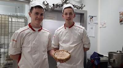 Le Calais Le Gateau En Tete Des Ventes Chez Auchan Nord Littoral